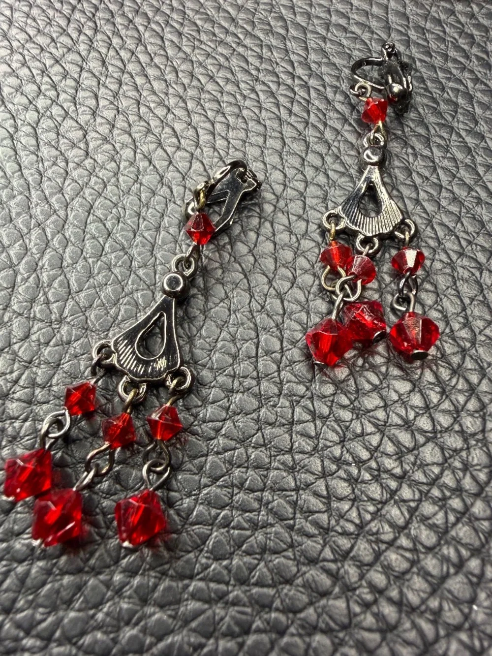 Vintage Victorian Style Red Crystal Rhinestone Chandelier Clip On Earrings 1.5